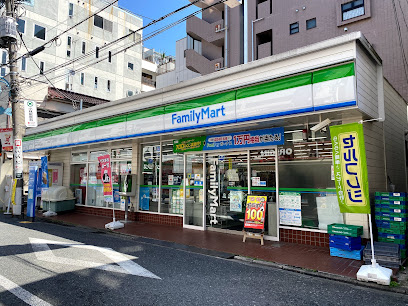 ヴィラタルタルーガ コンビニ