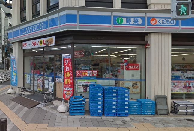 東京都新宿区四谷坂町 コンビニ