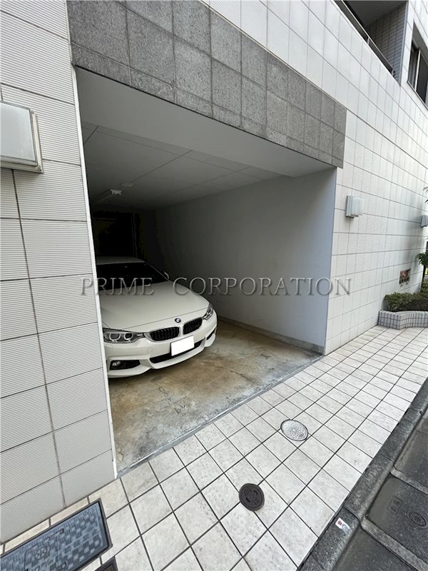 グリーンパーク日本橋アペゼ 駐車場