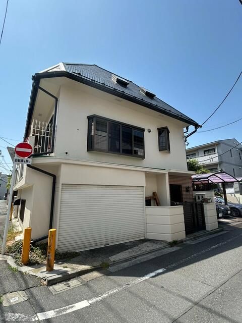 武藤邸 駐車場