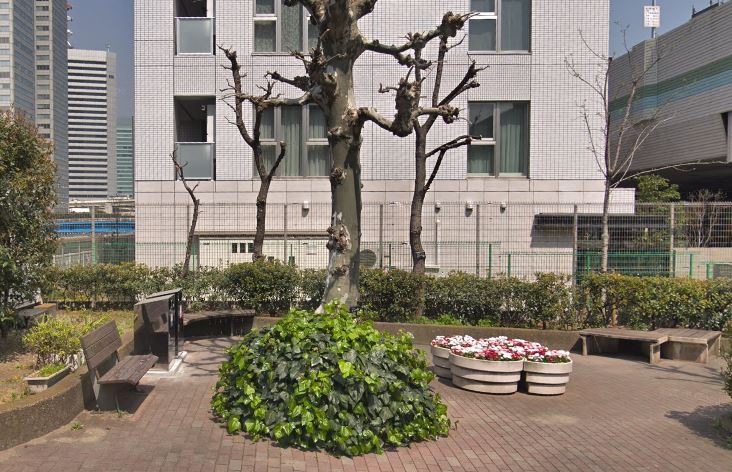 ローレルタワールネ浜松町 公園