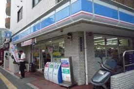 メイツ新宿なつめ坂 コンビニ