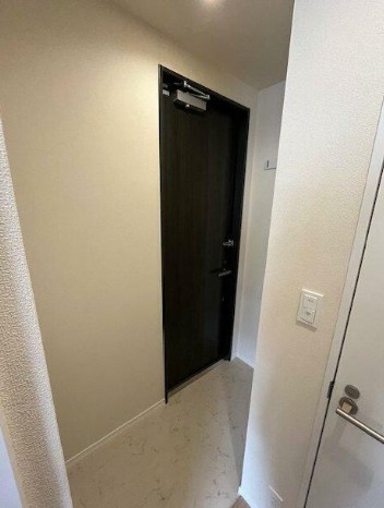 クロノライズ 玄関