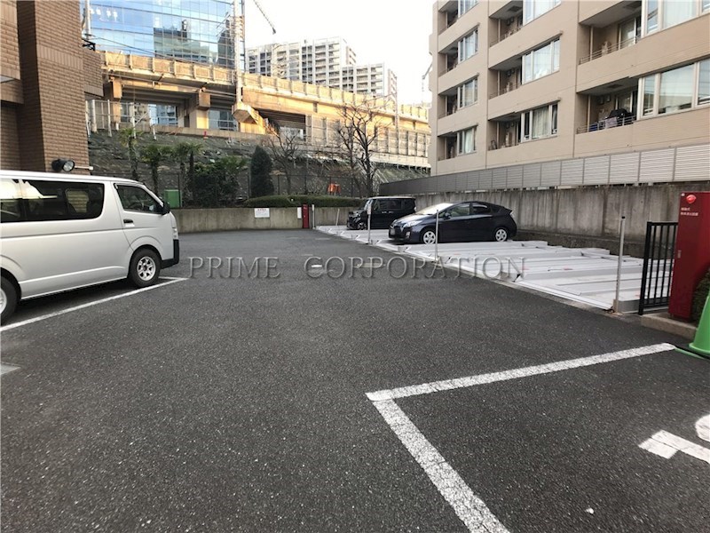 インザガーデン 駐車場