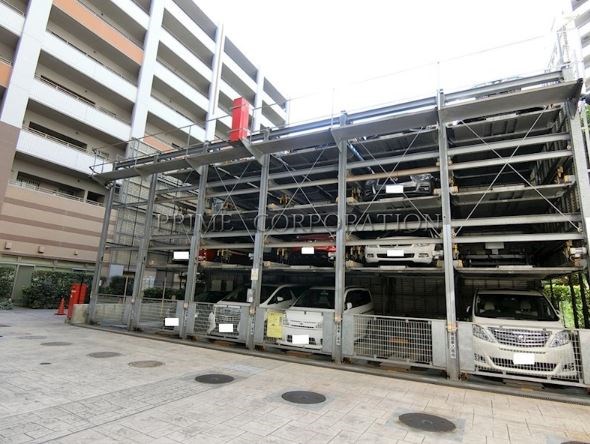ロイヤルパークス豊洲  駐車場