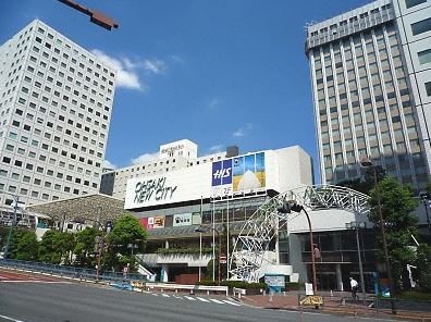 インザガーデン ショッピング施設