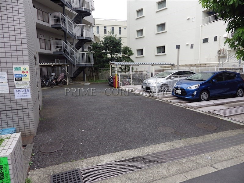 KDXレジデンス田園調布   駐車場