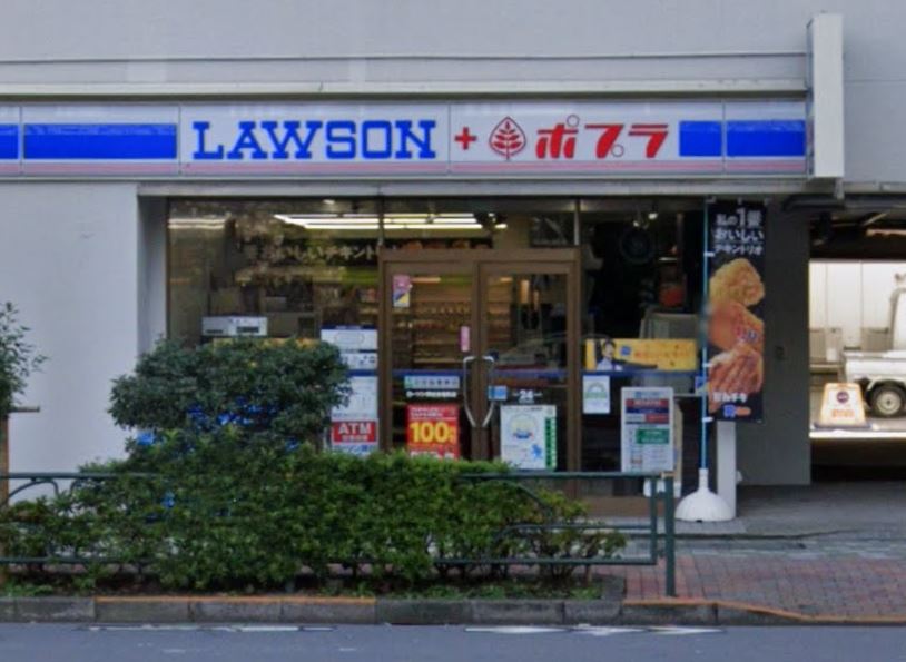 ル・グラシエル　レゼール四谷 コンビニ