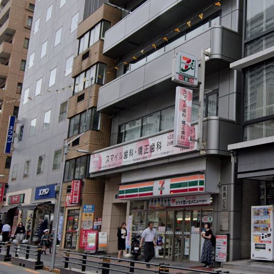 Belle Vue 千代田飯田橋 コンビニ