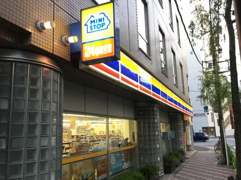 LaDouceur東神田 コンビニ