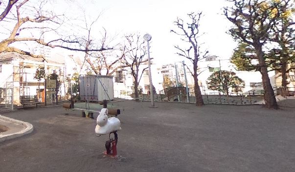 大田区南千束１丁目貸家  公園