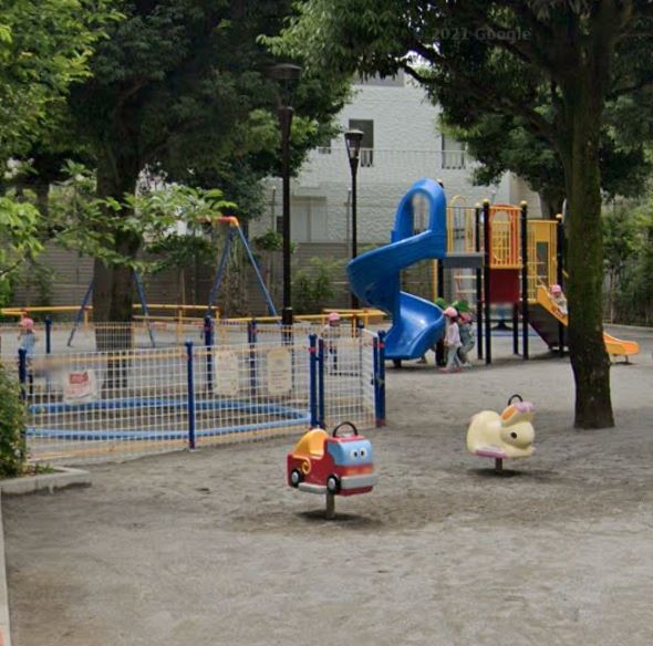 パレロワイヤル市ヶ谷 公園