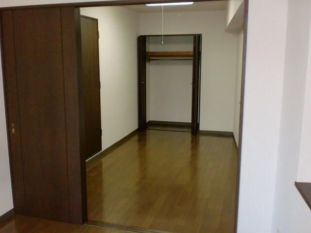 ロイヤルプラザ中野 収納