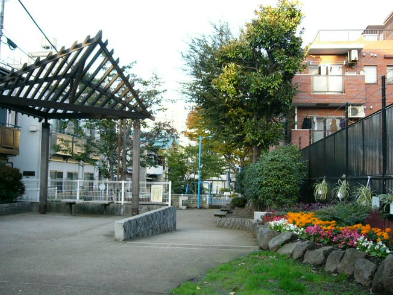 アジールコート北品川 公園