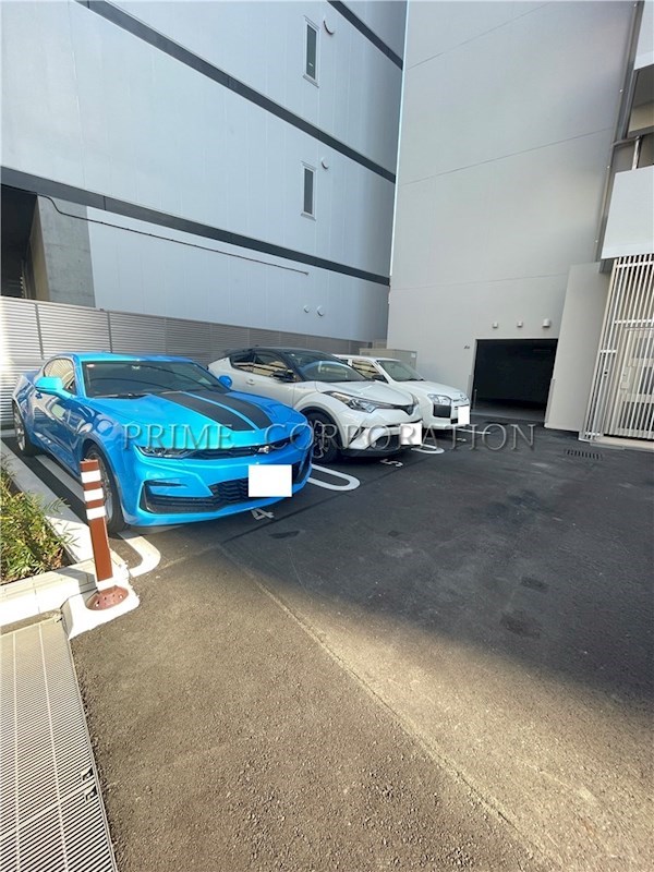 ザ・パークハビオ上北沢 駐車場