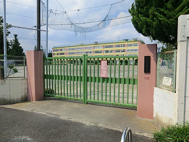 ザ・パークハビオ上北沢 中学校