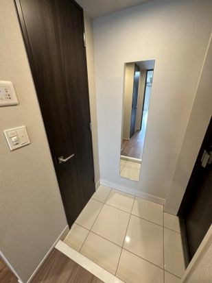 コンシェリア目黒本町 THE RESIDENCE 玄関