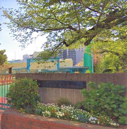 ヒューリックレジデンス新宿戸山 小学校