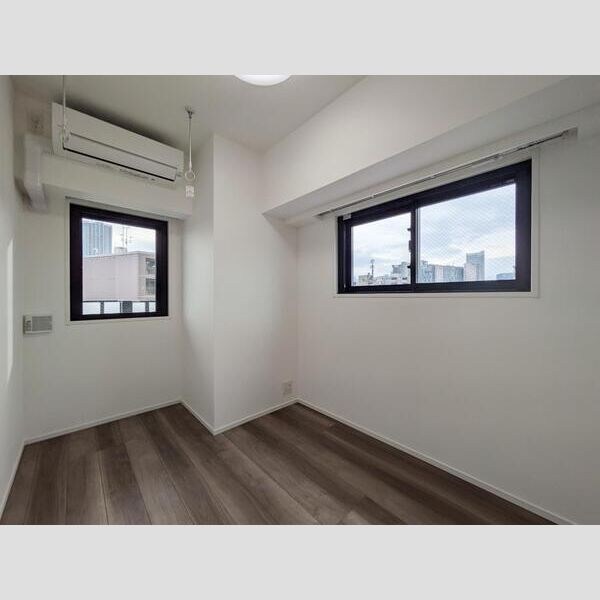 S-RESIDENCE新宿若松町  ベッドルーム
