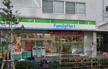 パークキューブ四谷三丁目 コンビニ