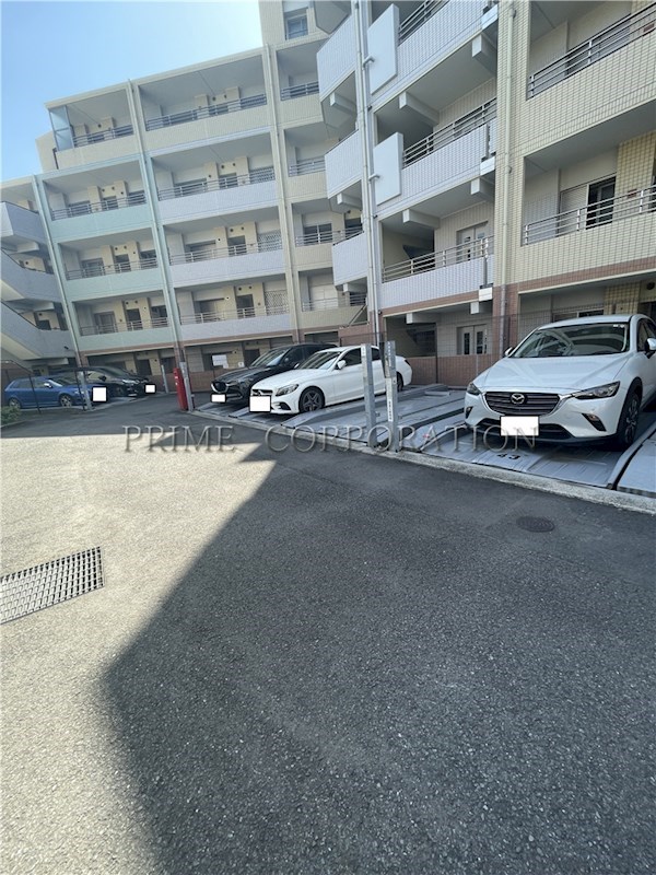 パークホームズ二子多摩川フェアアリーナ 駐車場