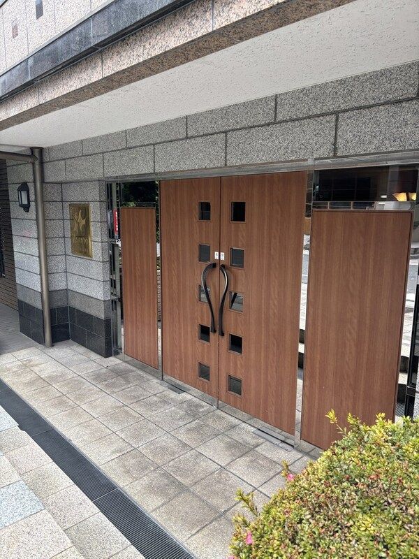 イルサント代々木上原 エントランス