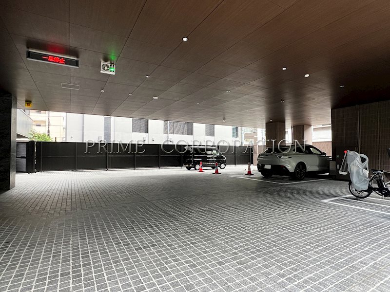 アトラスタワー五反田 駐車場