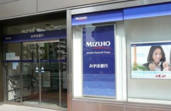アドニス 銀行