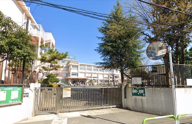 チョトラ新大塚 小学校
