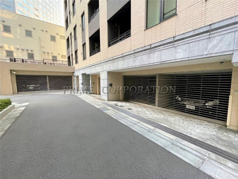 ブランズ明石町 駐車場