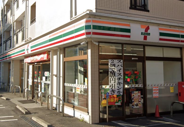 エクセルハイツ コンビニ