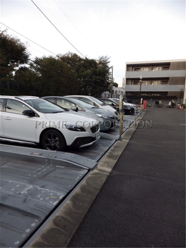 ヒューリックコート元代々木 駐車場