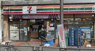 ウェルスクエア八幡山 コンビニ