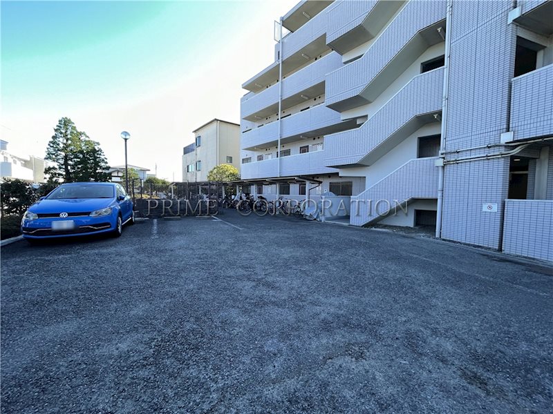 ウィステリア二子玉川 駐車場