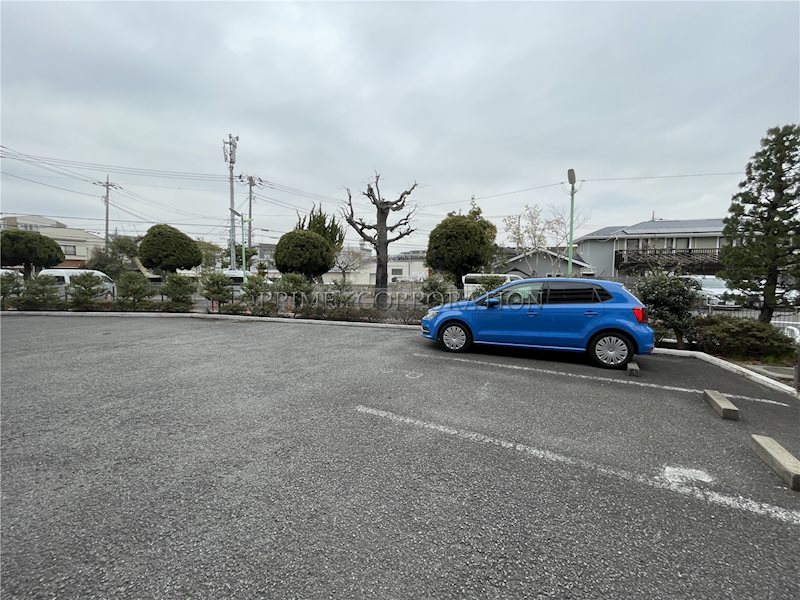 ウィステリア二子玉川 駐車場