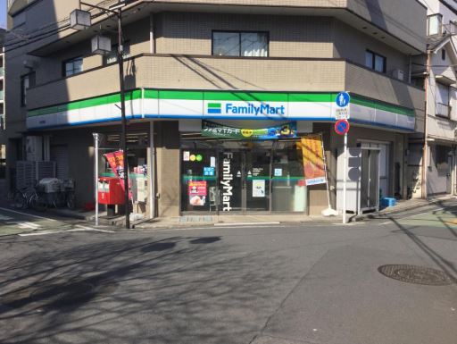グランカーサ四谷 コンビニ