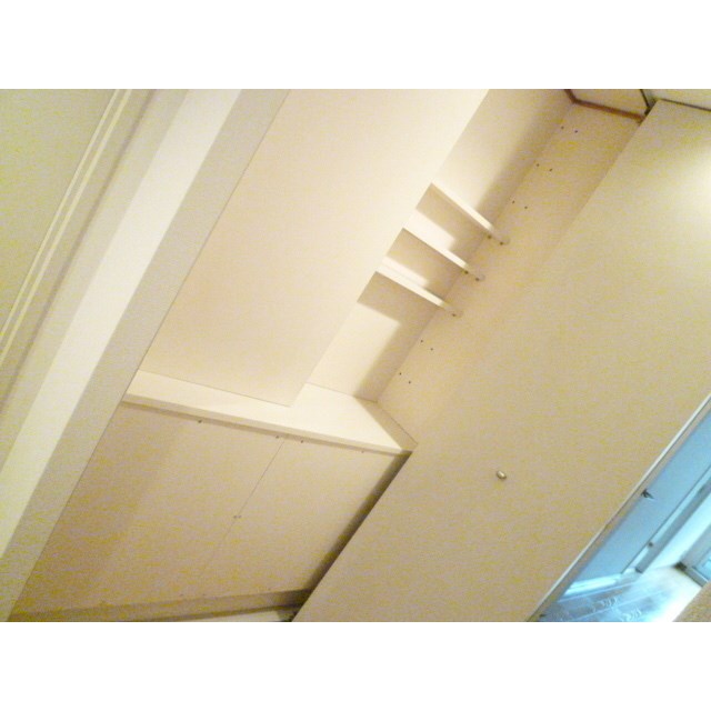 グランドメゾン三軒茶屋 収納