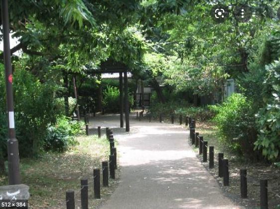カーサルチェンテ 公園