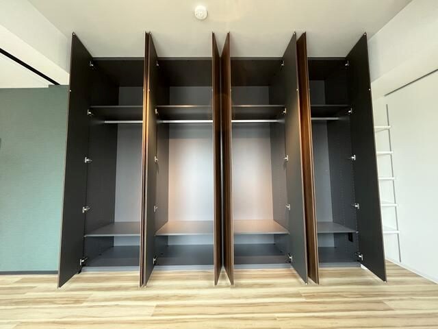 ヴィスタコート幡ヶ谷 収納