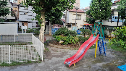 メモラ池袋 公園