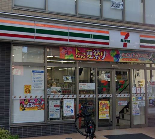 エルミタージュ桜上水 コンビニ