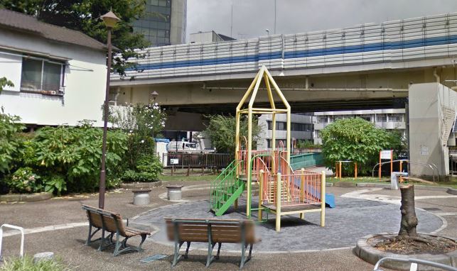 アポロホール＆ルナハウス 公園