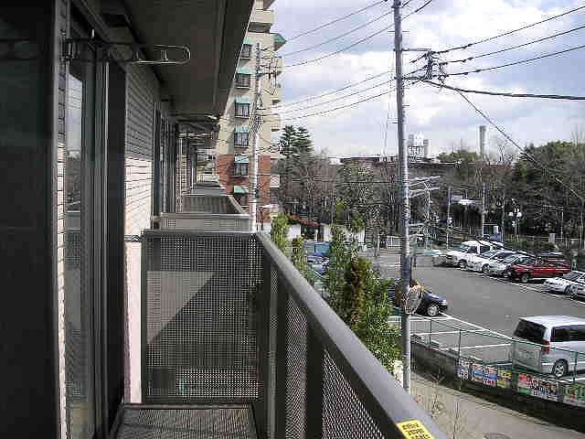 Heights Wisteria B ベランダ