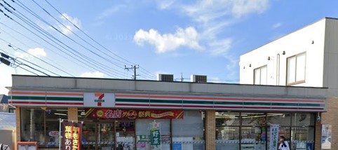 Heights Wisteria B コンビニ