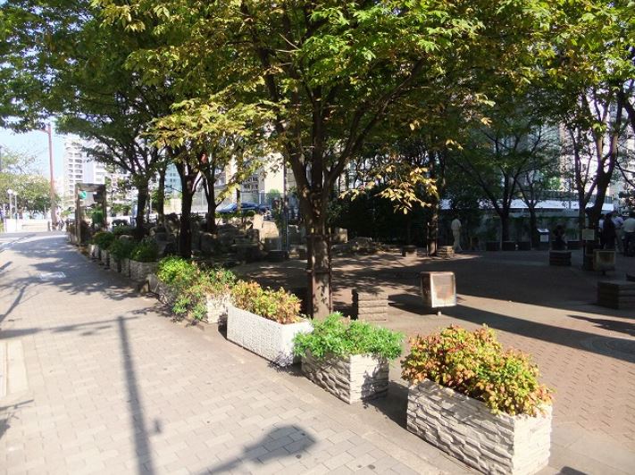 東京都中央区銀座８丁目 公園
