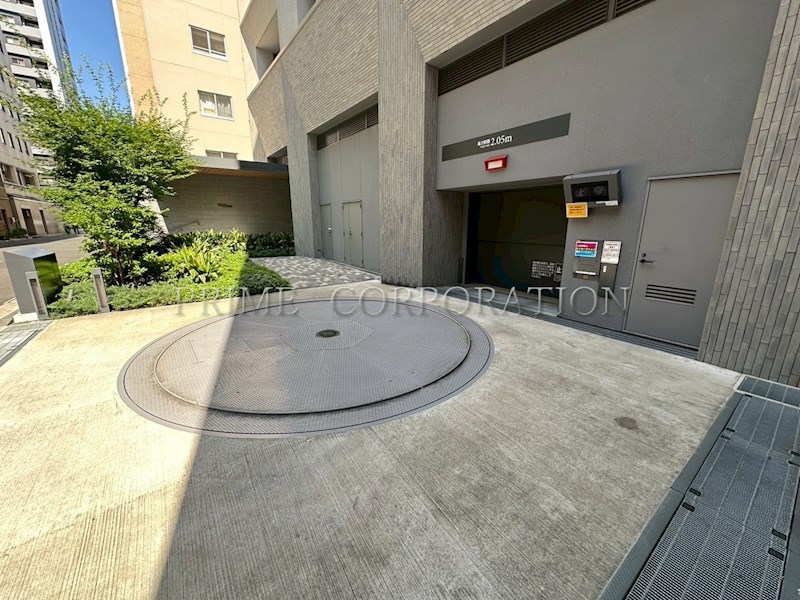 メゾンカルム日本橋馬喰町 駐車場