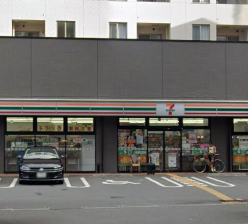 アイビー世田谷レジデンス コンビニ