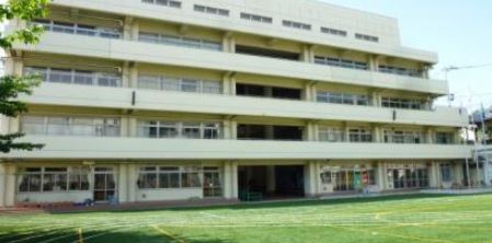 市谷台町坂フロント 小学校