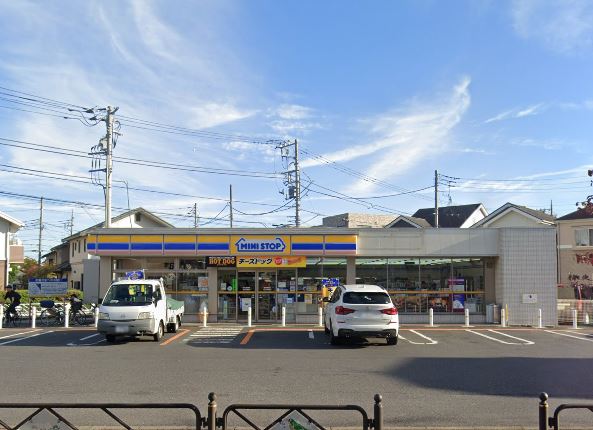 Villa Monte Tesoro コンビニ