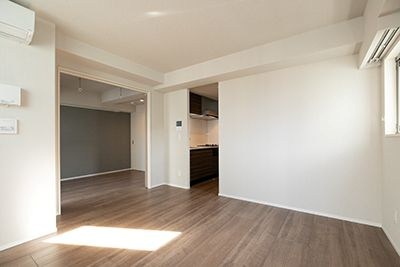 ブリックコート神田錦町 リビング
